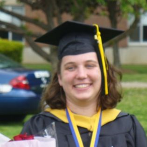 Melissa Weisz graduation Massachusetts USA.png